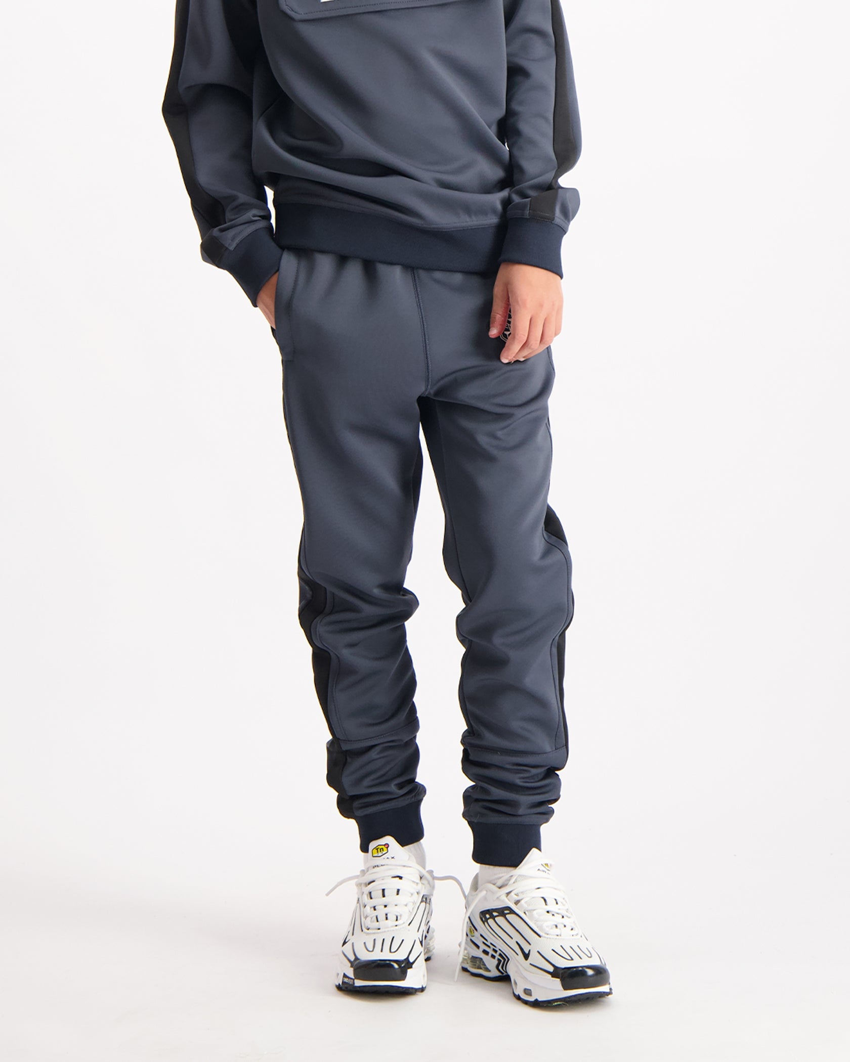 BF TRILL TRACKPANTS | Charcoal