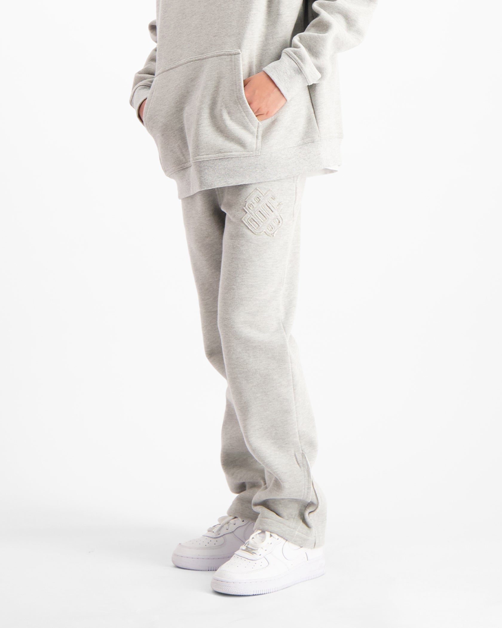 KIDS RIPPED MONOGRAM SWEATPANTS | Grijs