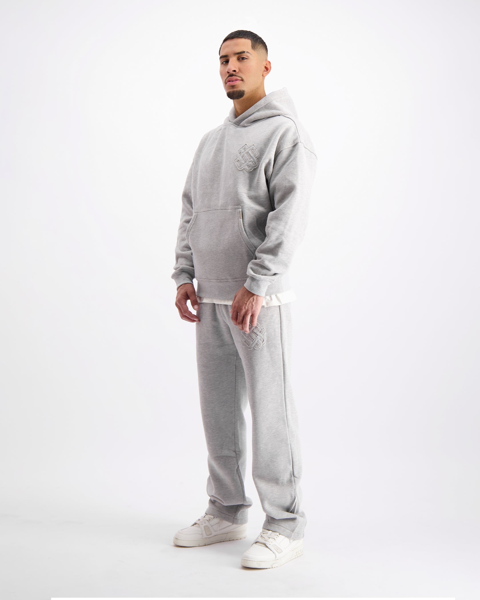 RIPPED MONOGRAM SWEATSUIT | Grijs gemêleerd