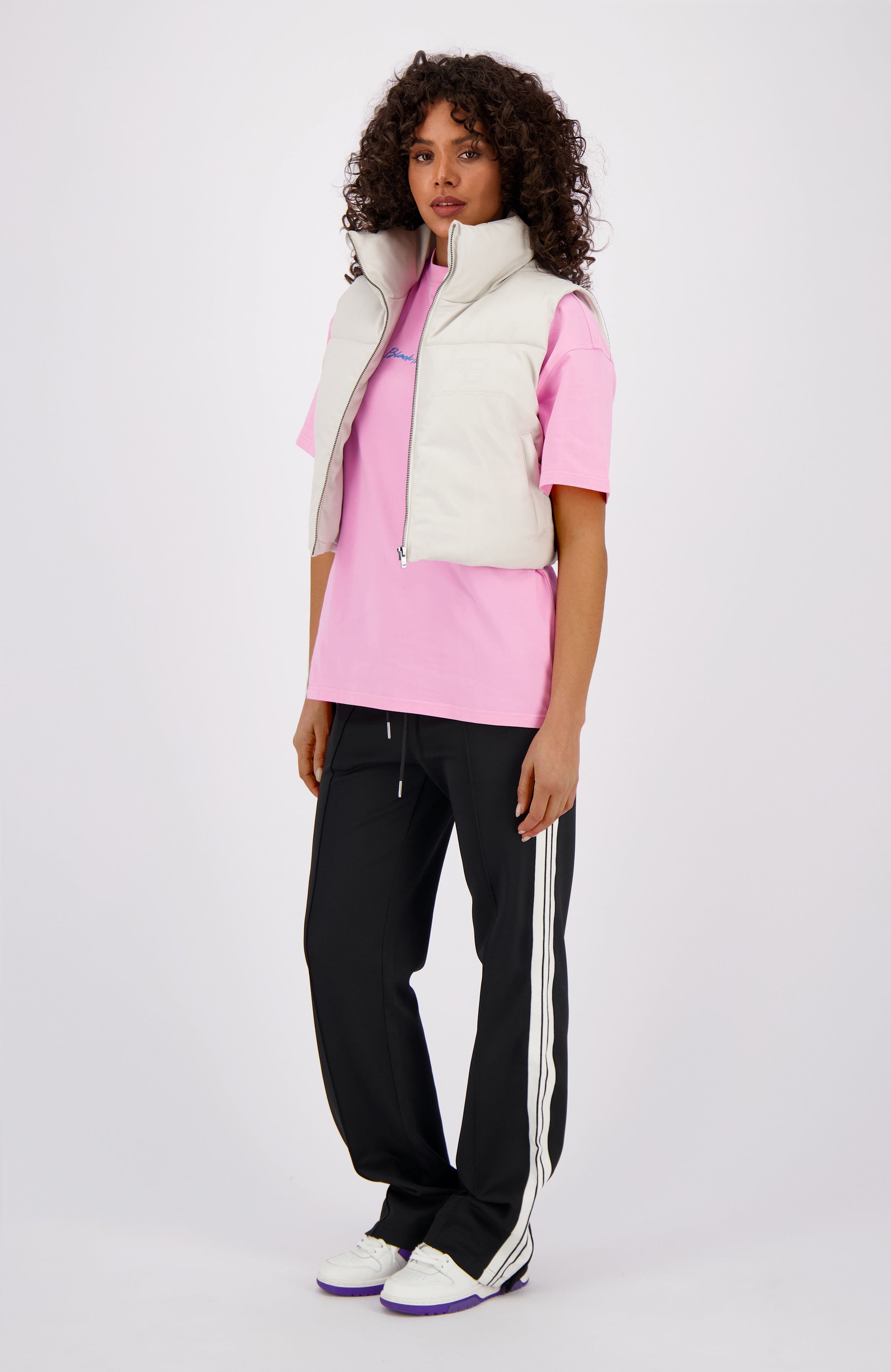 FAUX LEATHER BODYWARMER | Lichtgrijs