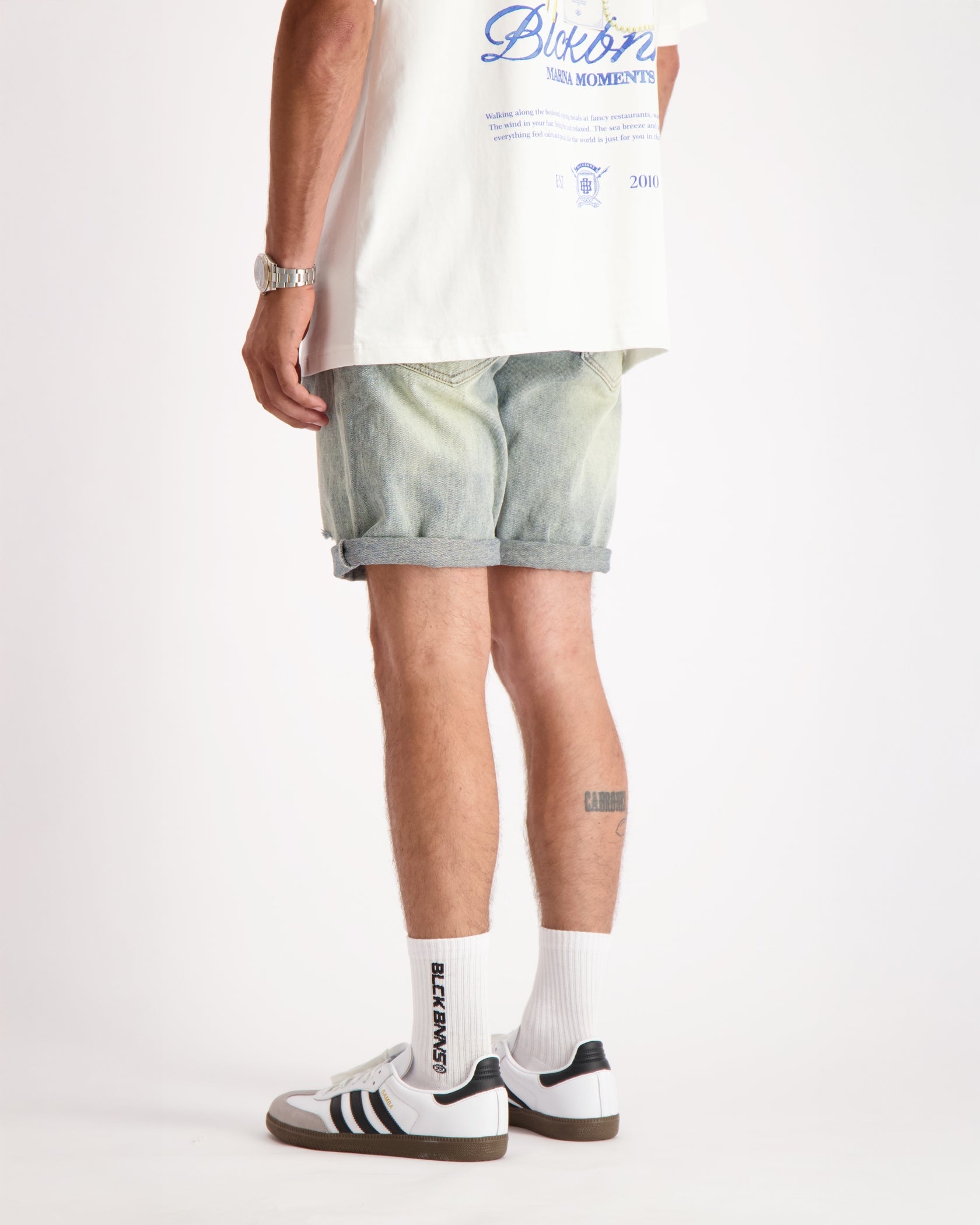 DISTRESSED DENIM SHORTS | Lichtblauw