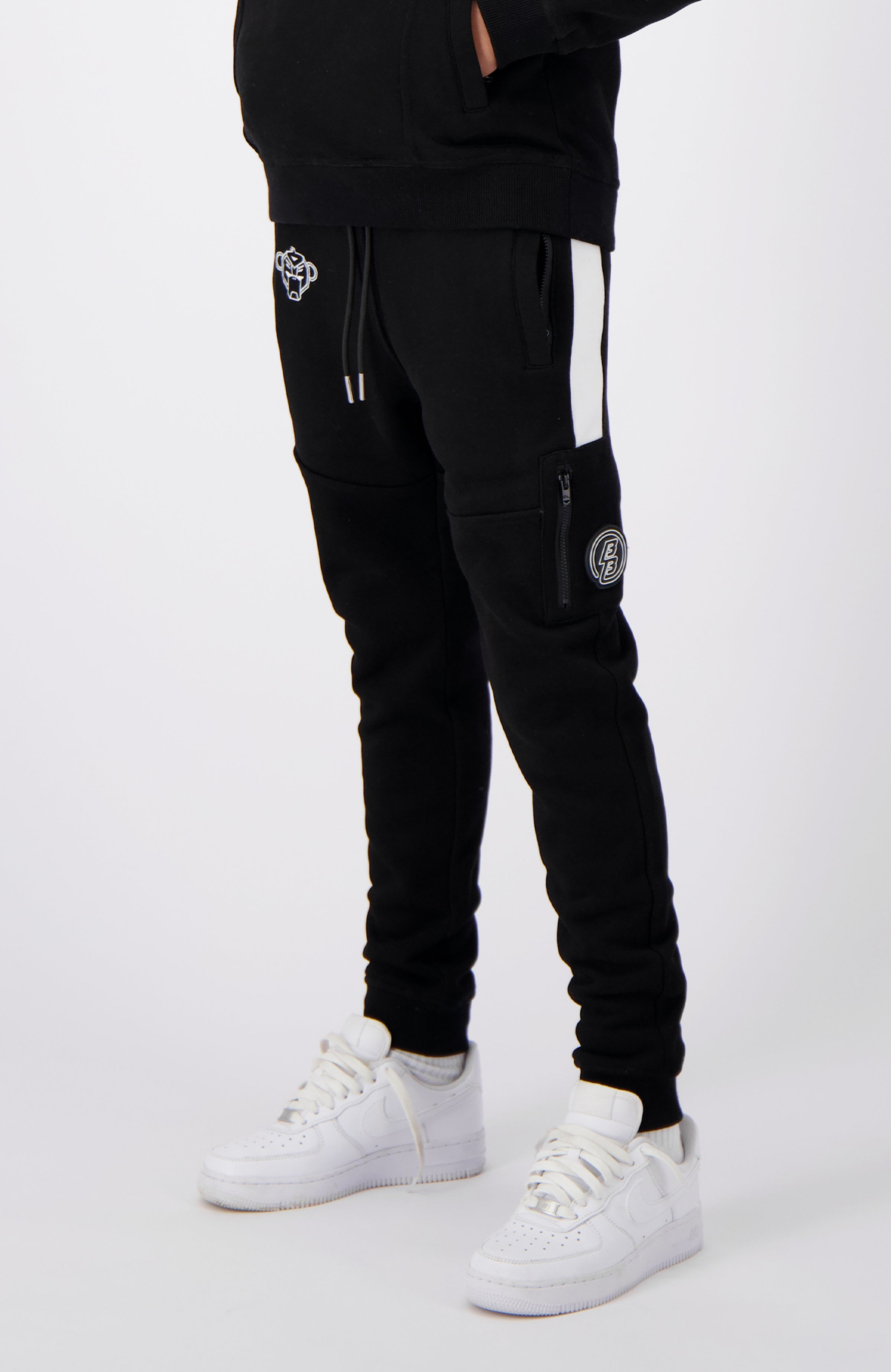 JR. STRIPE SWEATPANTS | Zwart