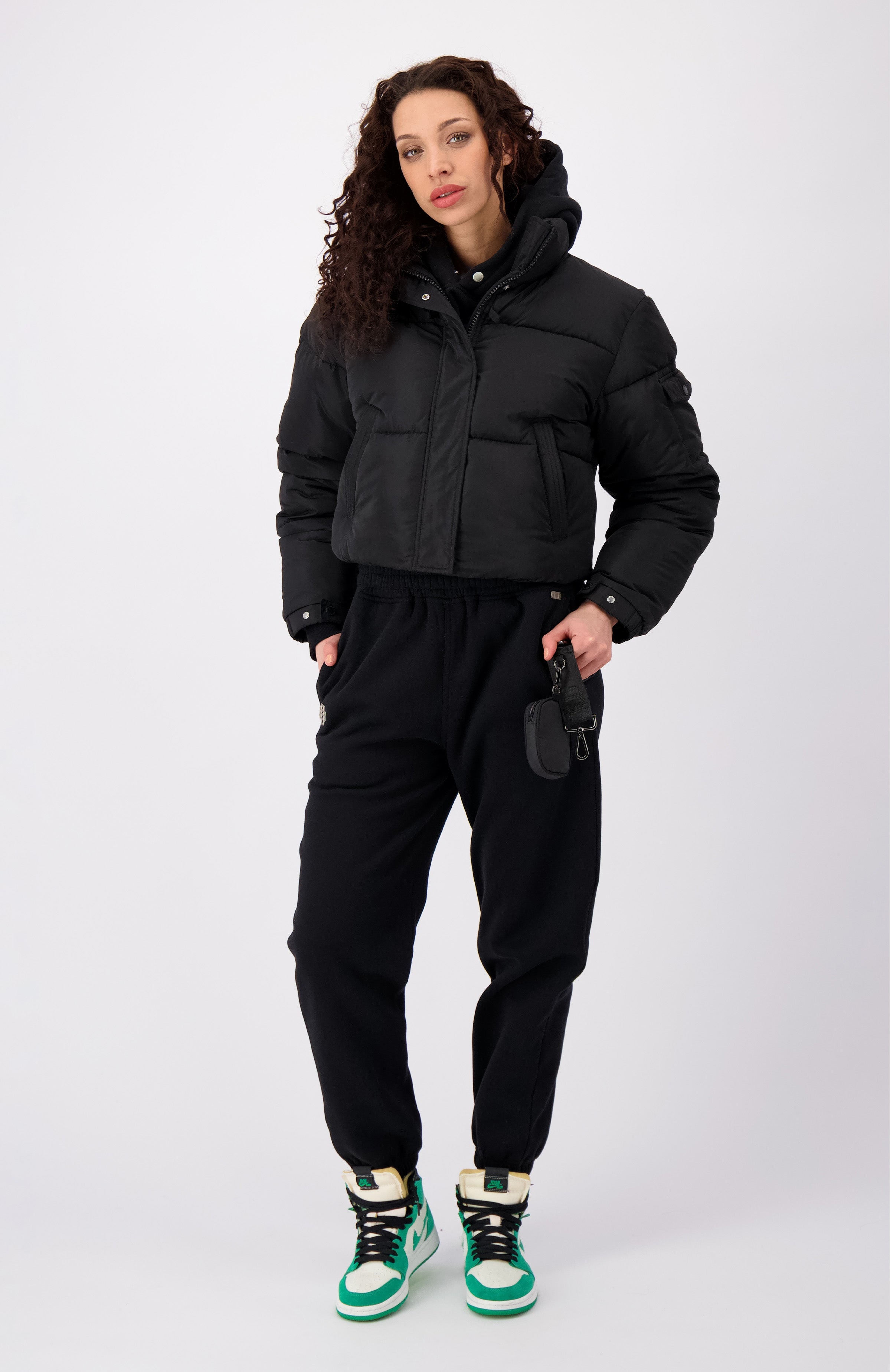 CROPPED BELT JACKET | Zwart