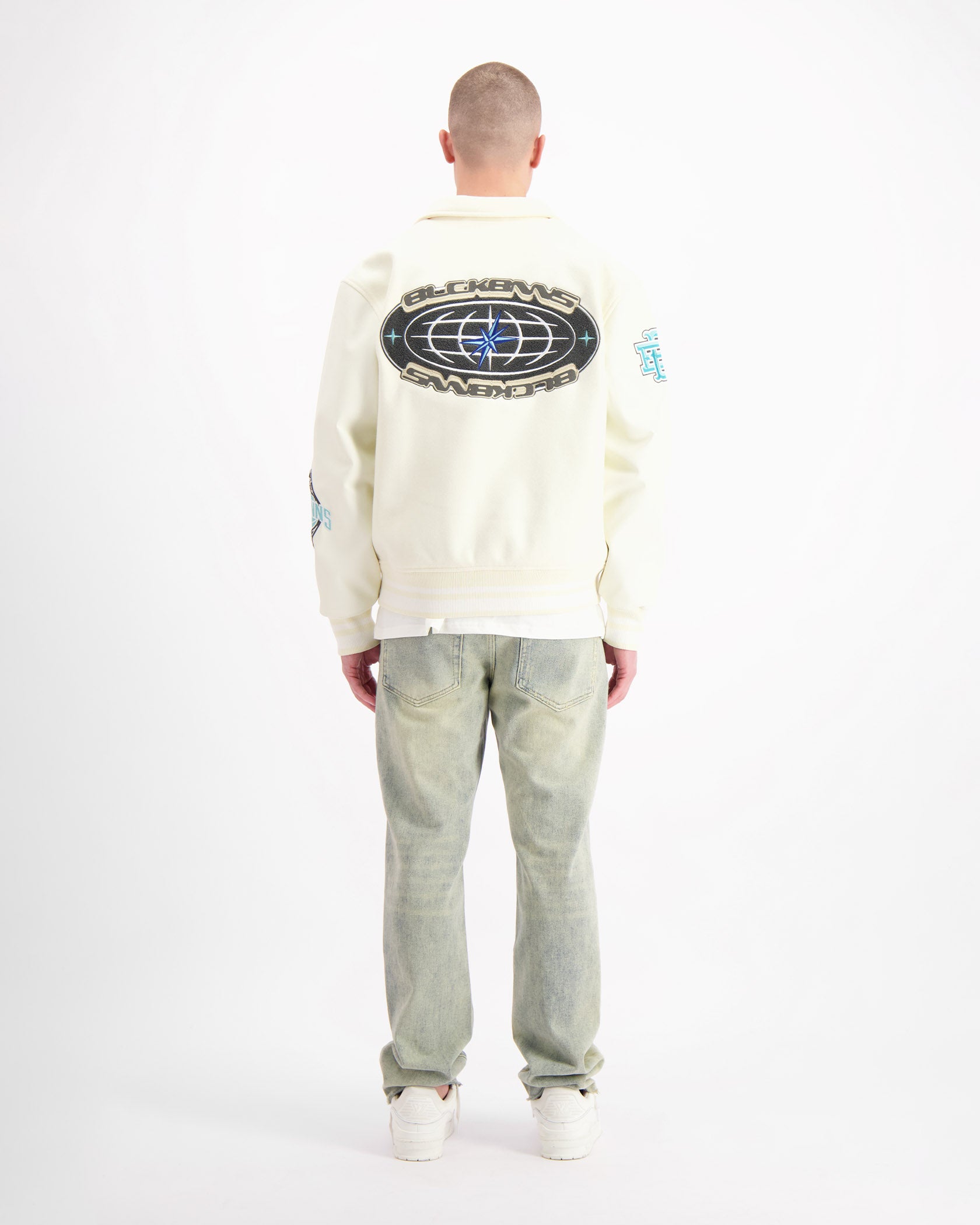 WOESTIJN RACE VARSITY LOOK