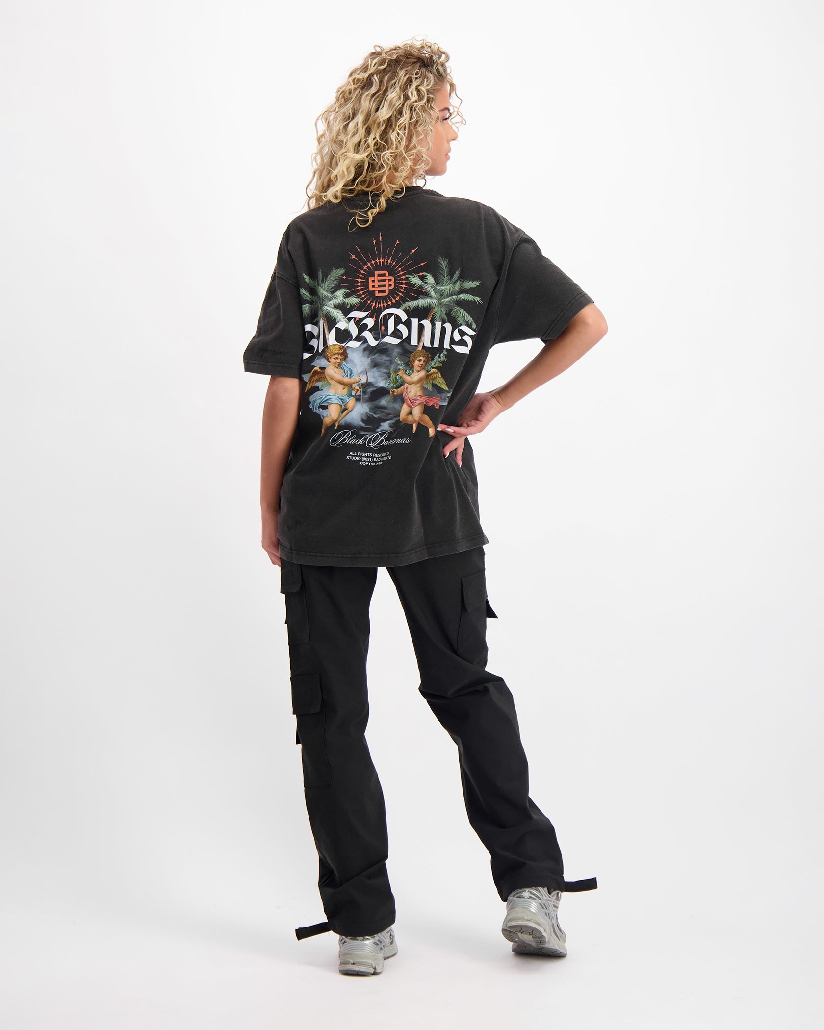 HEAVEN T-SHIRT | Zwart