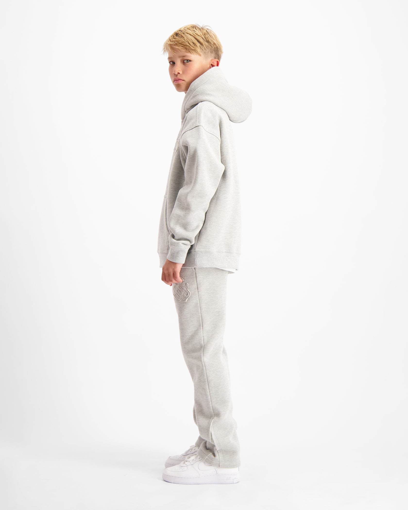 KIDS RIPPED MONOGRAM SWEATSUIT | Grijs