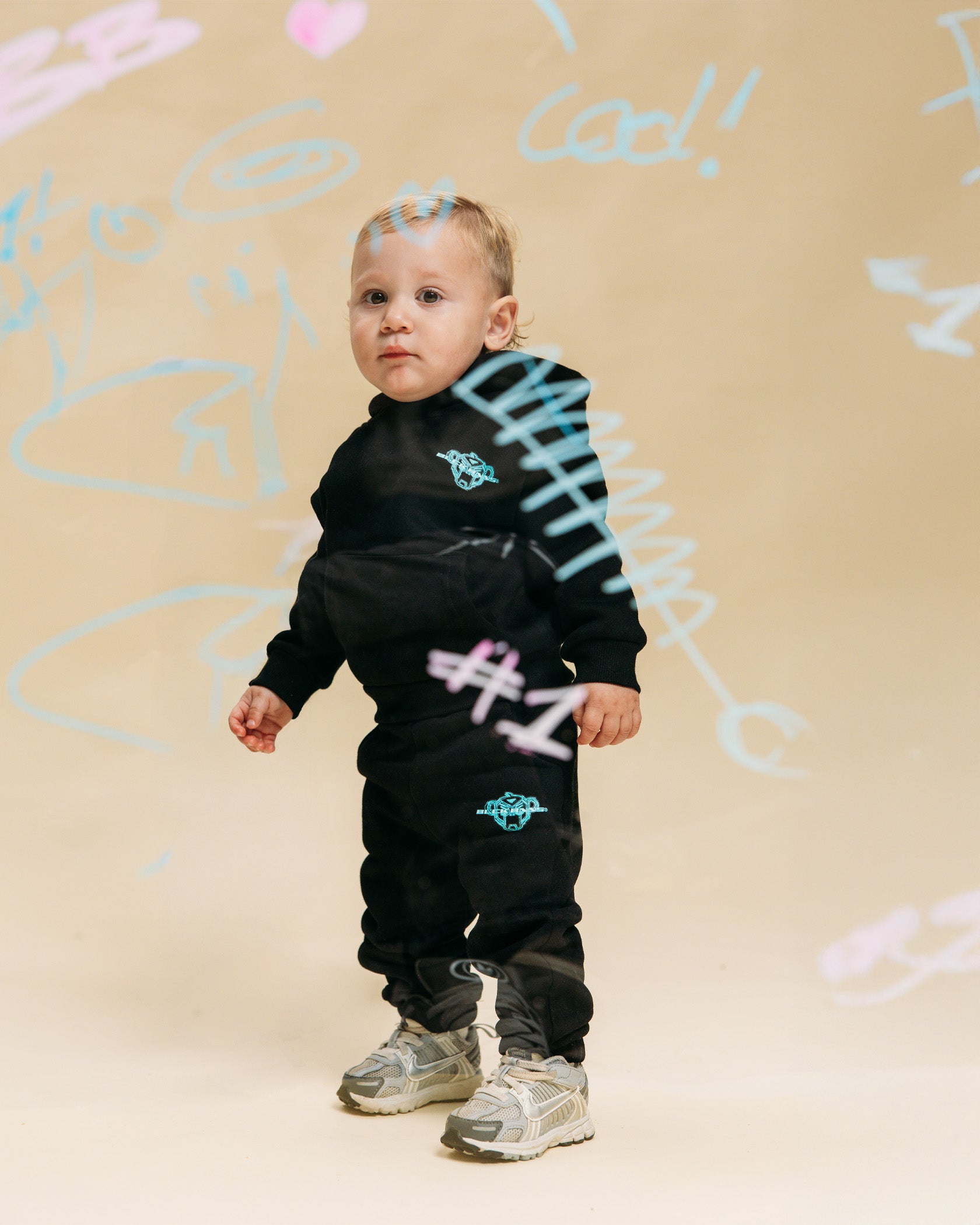 MC SKETCH SWEATSUIT | Zwart