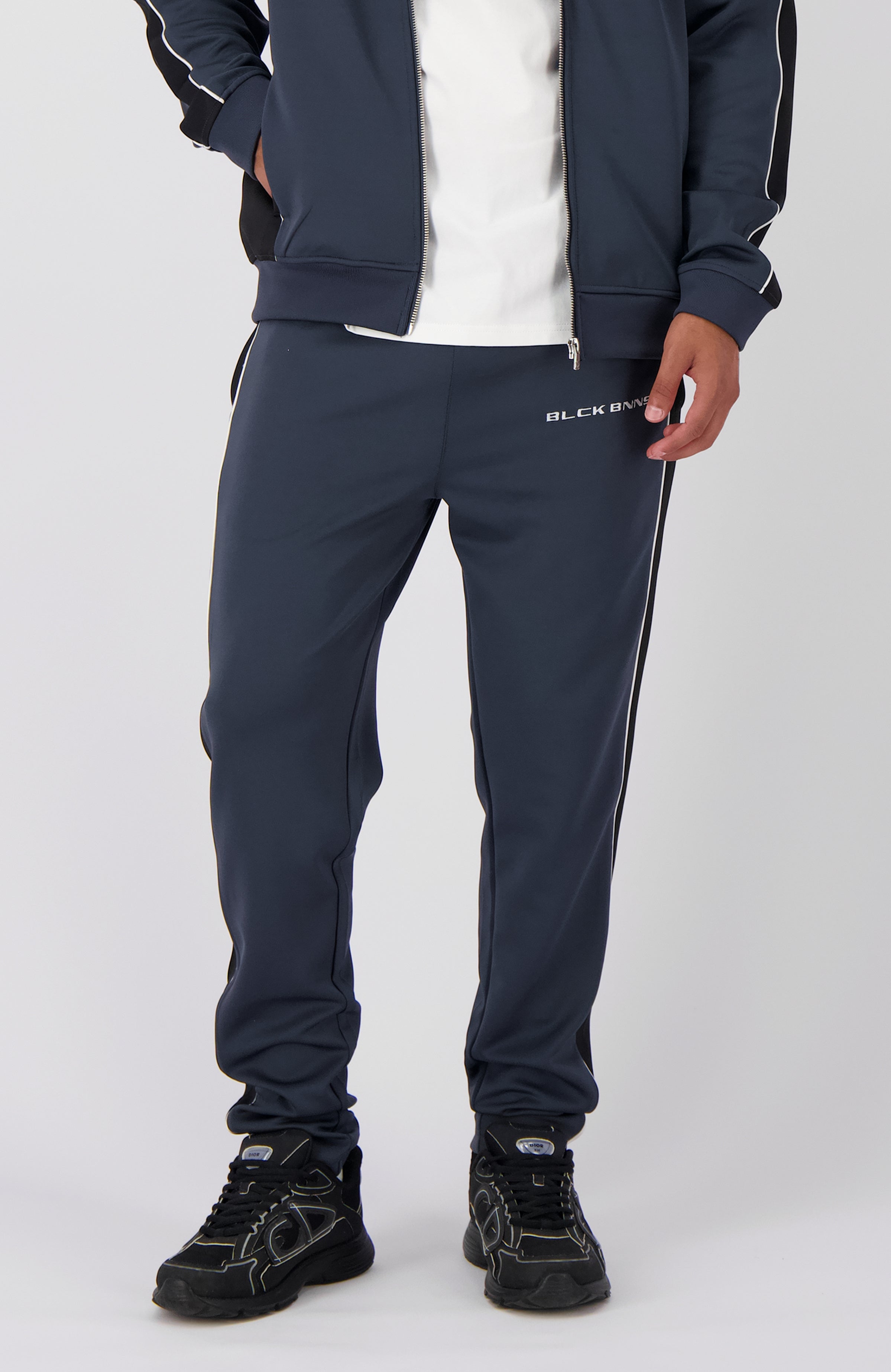 Paneel-V1 Trackpants | Charcoal