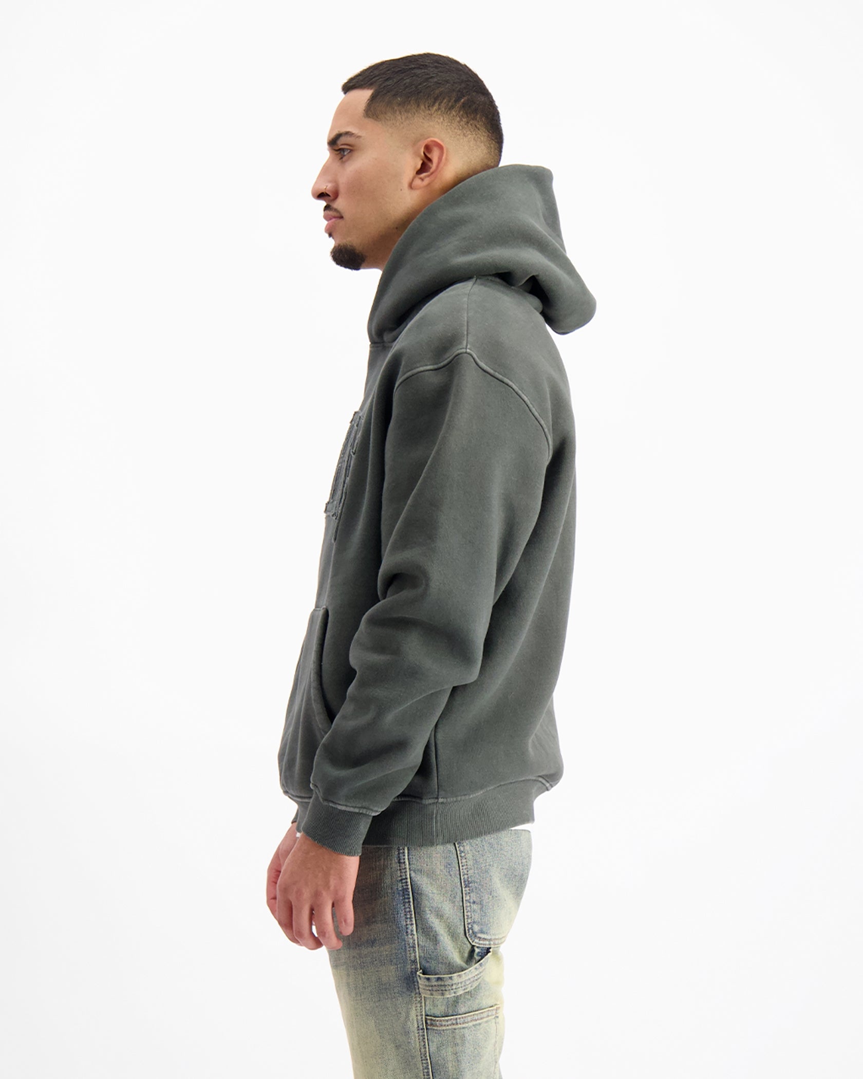 RIPPED ARCH HOODIE | Zwart gewassen