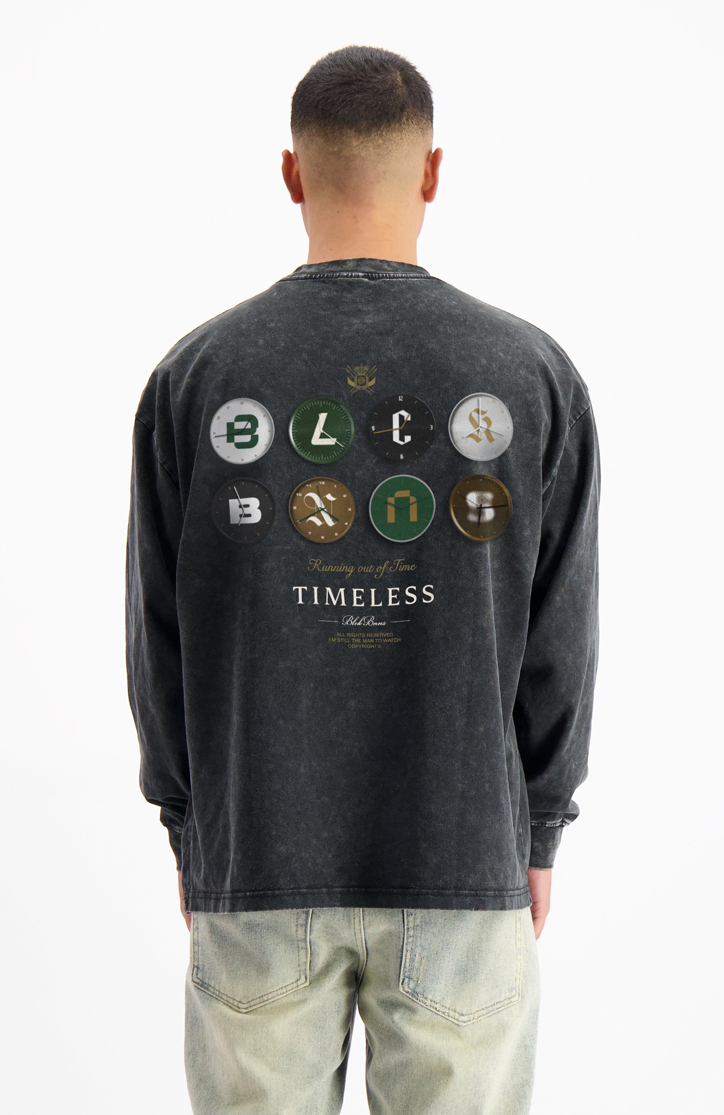 TIJDLOOS LONGSLEEVE | Zwart